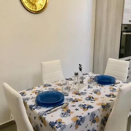 Apartment Bertie's Mondello Palermo